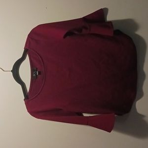 Red 3/4 sleeve top